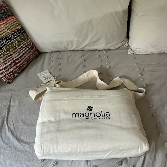 Magnolia Organics Cloud Collection Blanket Quilt -Brush Lines-Terra Cotta -Twin - Picture 5 of 12